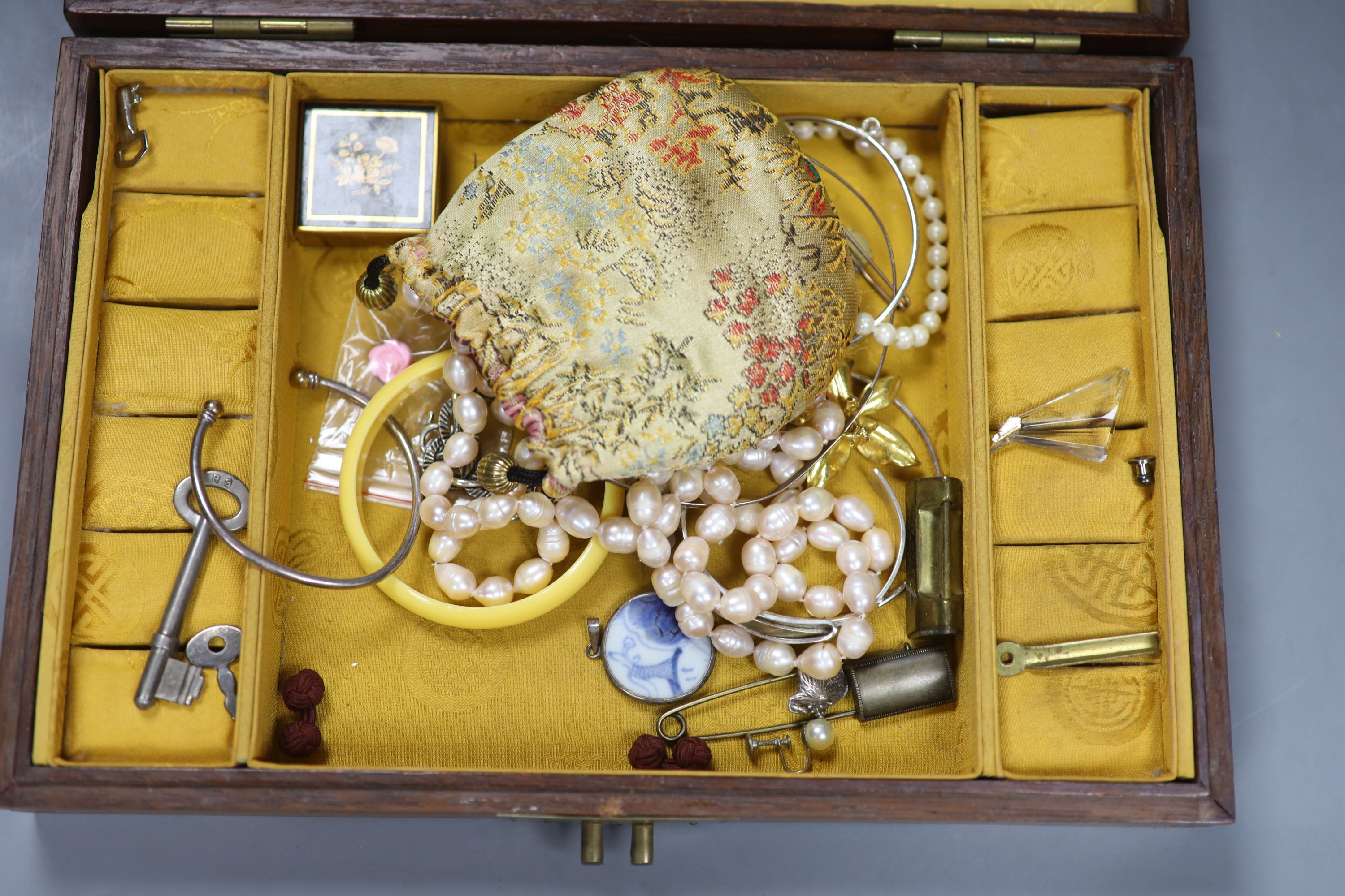 A group of assorted costume jewellery etc. including paste set and cultured freshwater pearl necklace.